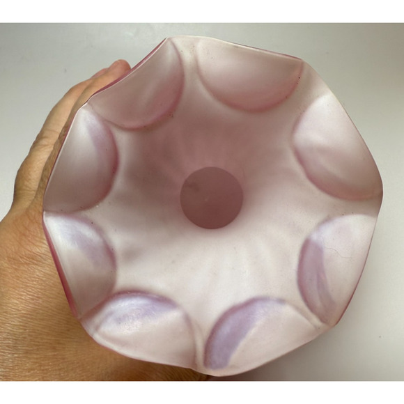 Antique Victorian Mother-of-Pearl Satin Glass Vase Quilted Diamond Pattern Cased - Picture 7 of 8